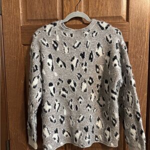 Women’s Papillon Blanc Fuzzy Animal Print Sweater